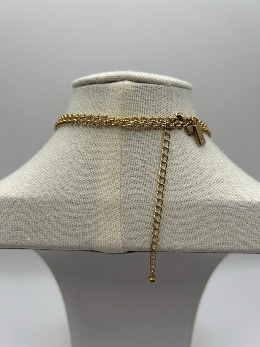 Kate Spade Banana Necklace Pendant Out Of Office Gold Tone Long Jewelry Gift - Picture 9 of 12